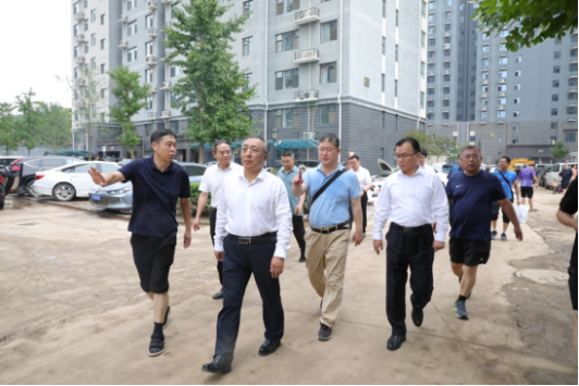 中煤地质总局：支部挺起来 党员站出来 风雨中构筑防汛抗灾堤坝0806(1)(1)2412.png